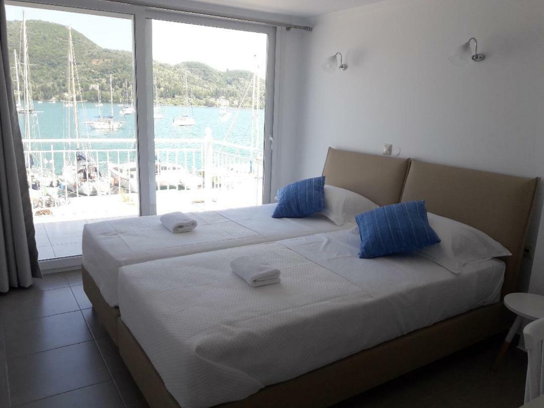 Casa Del Mare Apartamento Vlikhón Exterior foto